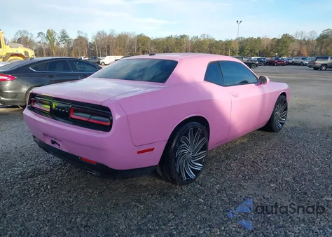 2016 Dodge Challenger Sxt z USA, uszkodzony, nr VIN 2C3CDZAG4GH171653